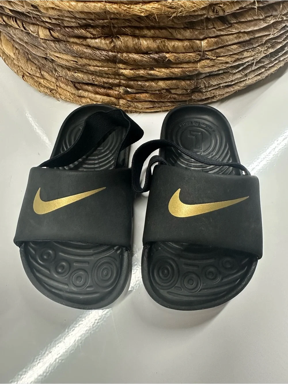 Toddler Nike Gold/Black Kawa Slide